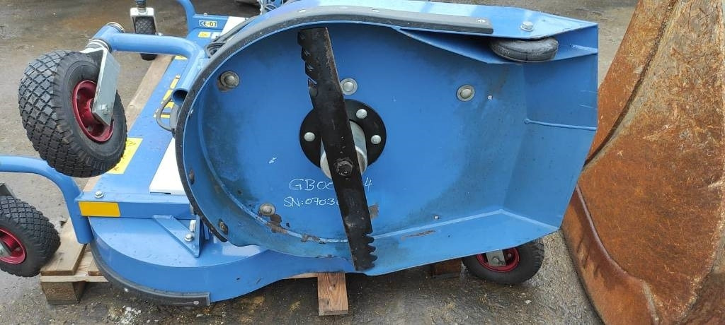 Iseki THM 3000B - Slåttermaskin: bild 4 Iseki THM 3000B - Slåttermaskin: bild 4