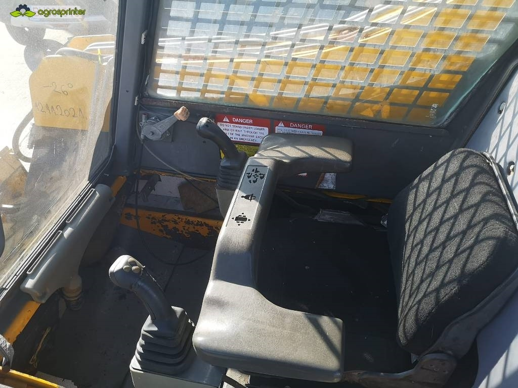 JCB 185 - Kompaktlastare/ Slirstyrda lastare: bild 5 JCB 185 - Kompaktlastare/ Slirstyrda lastare: bild 5