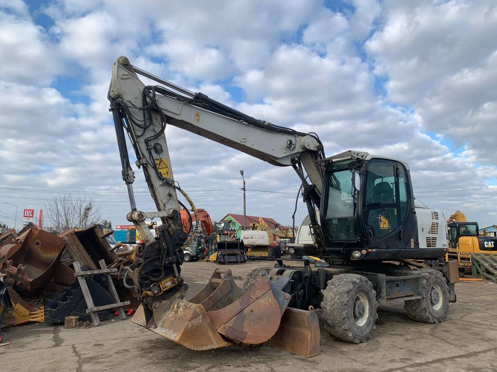 JCB JS145W+Engcon Rototilt EC219 - Grävmaskin på däck: bild 1 JCB JS145W+Engcon Rototilt EC219 - Grävmaskin på däck: bild 1