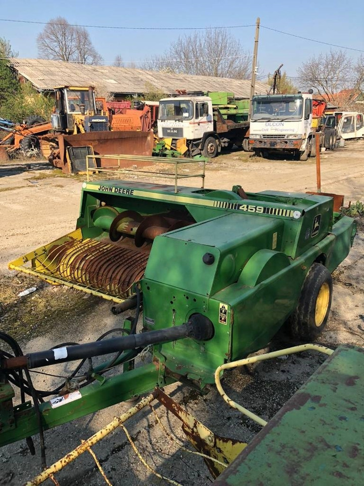 John Deere 459 - Fyrkantspress: bild 2 John Deere 459 - Fyrkantspress: bild 2