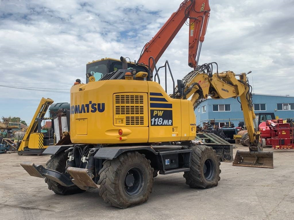 Komatsu PW118MR-11W  - Grävmaskin på däck: bild 5 Komatsu PW118MR-11W  - Grävmaskin på däck: bild 5