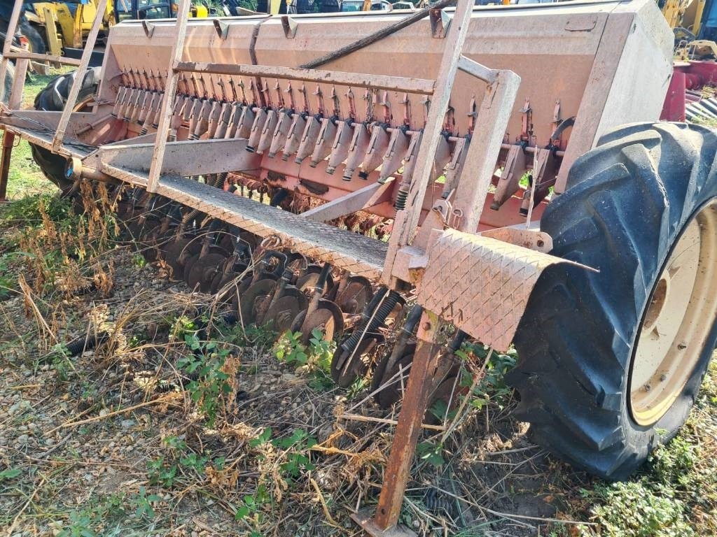 Kuhn 4M  - Kombisåmaskin: bild 5 Kuhn 4M  - Kombisåmaskin: bild 5