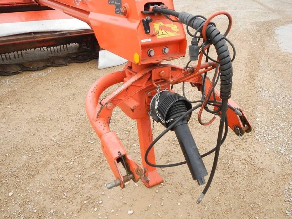 Kuhn FC 303 G C  - Slåttermaskin: bild 4 Kuhn FC 303 G C  - Slåttermaskin: bild 4