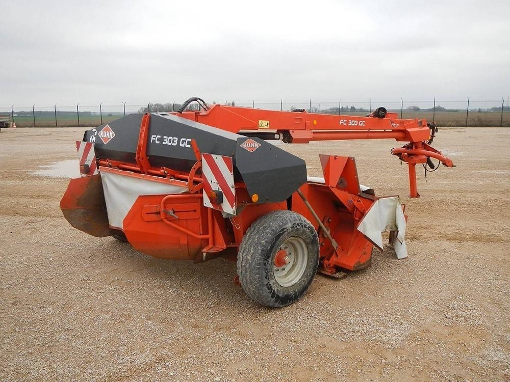 Kuhn FC 303 G C  - Slåttermaskin: bild 2 Kuhn FC 303 G C  - Slåttermaskin: bild 2