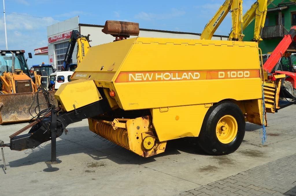 New Holland D1000 - Fyrkantspress: bild 1 New Holland D1000 - Fyrkantspress: bild 1