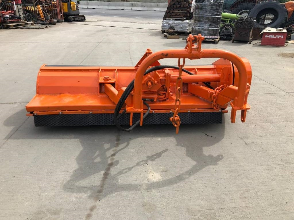 Perfect 180 - Slagklippare/ Slagslåtter: bild 4 Perfect 180 - Slagklippare/ Slagslåtter: bild 4