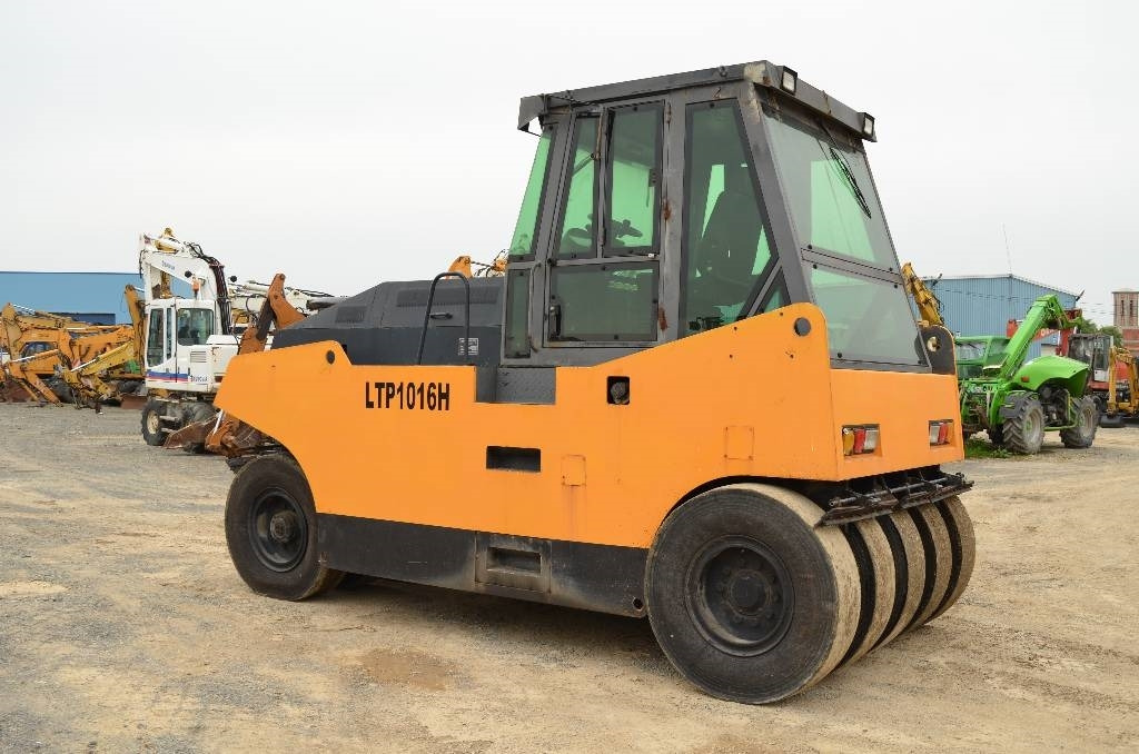 Sinoway LTP1016H - Gummihjulsvält: bild 2 Sinoway LTP1016H - Gummihjulsvält: bild 2