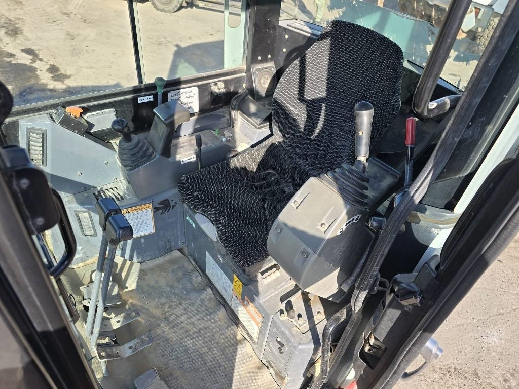 Takeuchi TB 23 R - Minigrävmaskin: bild 4 Takeuchi TB 23 R - Minigrävmaskin: bild 4