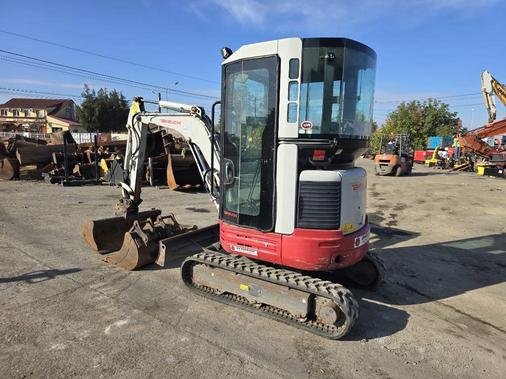 Takeuchi TB 23 R - Minigrävmaskin: bild 2 Takeuchi TB 23 R - Minigrävmaskin: bild 2