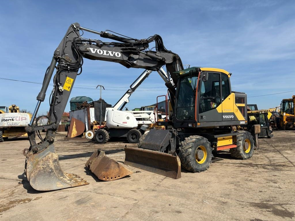 Volvo EW 150E  - Grävmaskin på däck: bild 1 Volvo EW 150E  - Grävmaskin på däck: bild 1