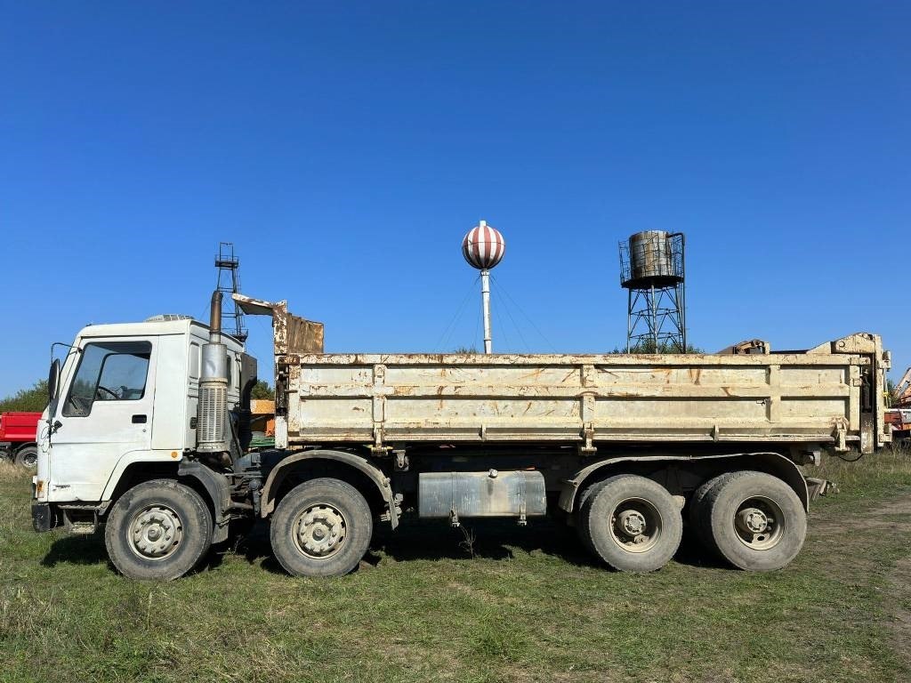 Volvo FL 10 - Tippbil lastbil: bild 2 Volvo FL 10 - Tippbil lastbil: bild 2