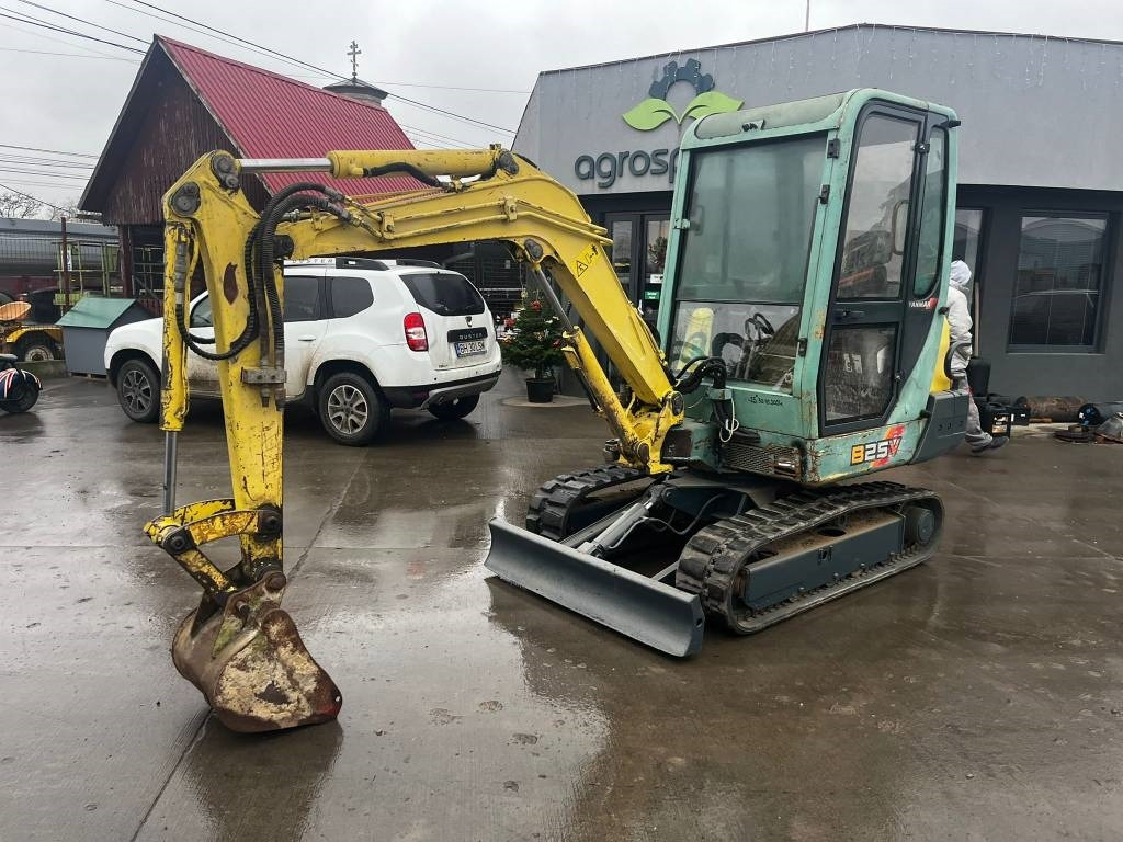 Yanmar B 25 V - Minigrävmaskin: bild 1 Yanmar B 25 V - Minigrävmaskin: bild 1