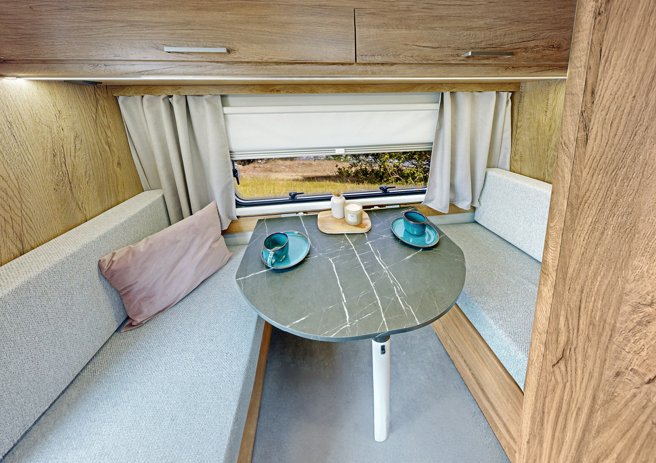 Niewiadów N-Cross 3 osobowa CAMPING caravan 3 person 1000kg - Husvagn: bild 5 Niewiadów N-Cross 3 osobowa CAMPING caravan 3 person 1000kg - Husvagn: bild 5