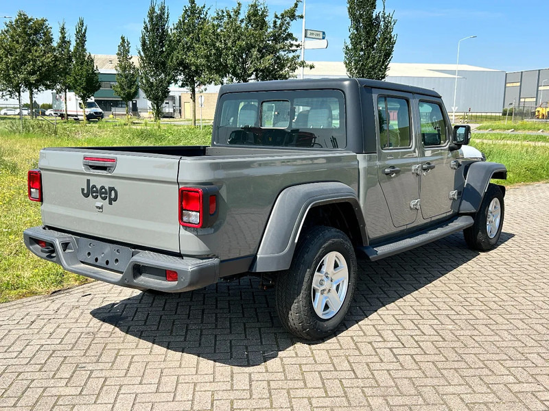 Jeep Gladiator PICK-UP 4x4 3.6L 24V VVT - 10 UNITS -T1 CUSTOM GOODS - Pickup, Dubbelhytt transportbil: bild 5 Jeep Gladiator PICK-UP 4x4 3.6L 24V VVT - 10 UNITS -T1 CUSTOM GOODS - Pickup, Dubbelhytt transportbil: bild 5