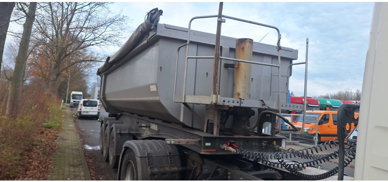 Carnehl 3-Achser Alumulde 24qubik - Tippbil semitrailer: bild 2 Carnehl 3-Achser Alumulde 24qubik - Tippbil semitrailer: bild 2