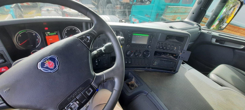 Scania P360 SZM - Dragbil: bild 4 Scania P360 SZM - Dragbil: bild 4