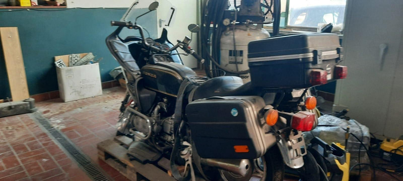 Honda GL 2 Goldwing - Motorcykel: bild 2 Honda GL 2 Goldwing - Motorcykel: bild 2