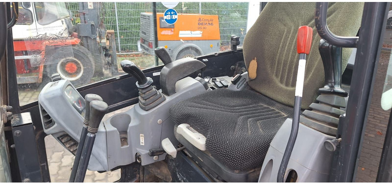 Kubota KX018-4 - Minigrävmaskin: bild 5 Kubota KX018-4 - Minigrävmaskin: bild 5