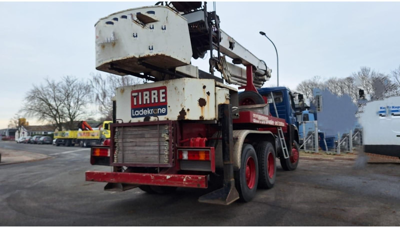 Mercedes-Benz 2629 AK Motorwagen mit Kran Dachdeckerkran6x6 - Kranbil: bild 4 Mercedes-Benz 2629 AK Motorwagen mit Kran Dachdeckerkran6x6 - Kranbil: bild 4