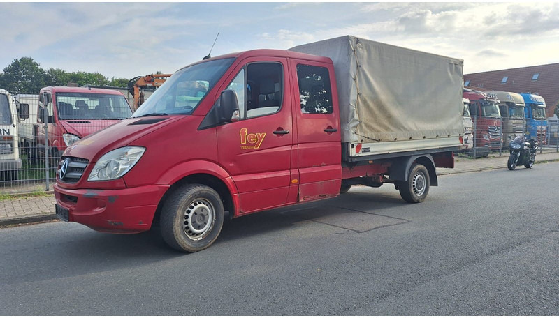 Mercedes-Benz 319 Doka - Transportbil med kapell, Dubbelhytt transportbil: bild 2 Mercedes-Benz 319 Doka - Transportbil med kapell, Dubbelhytt transportbil: bild 2