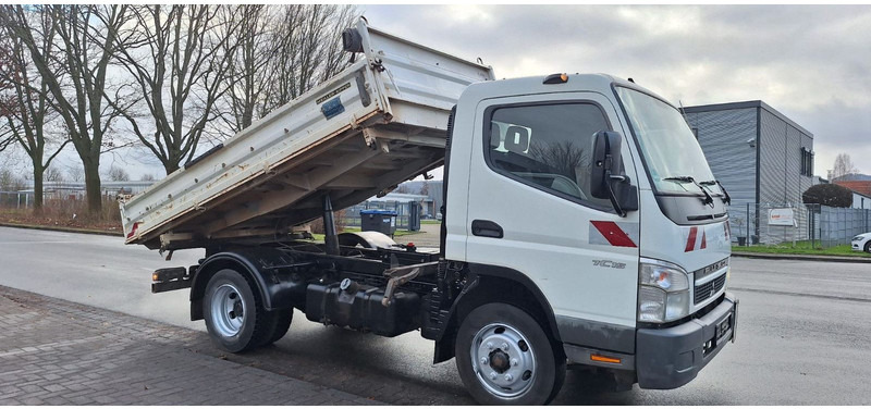Mitsubishi Canter Kipper 2 Achser - Tippbil lastbil: bild 2 Mitsubishi Canter Kipper 2 Achser - Tippbil lastbil: bild 2