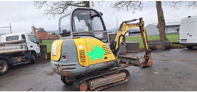 WACKER NEUSON Wacker Neuson 2503-WD Radbagger - Minigrävmaskin: bild 1 WACKER NEUSON Wacker Neuson 2503-WD Radbagger - Minigrävmaskin: bild 1