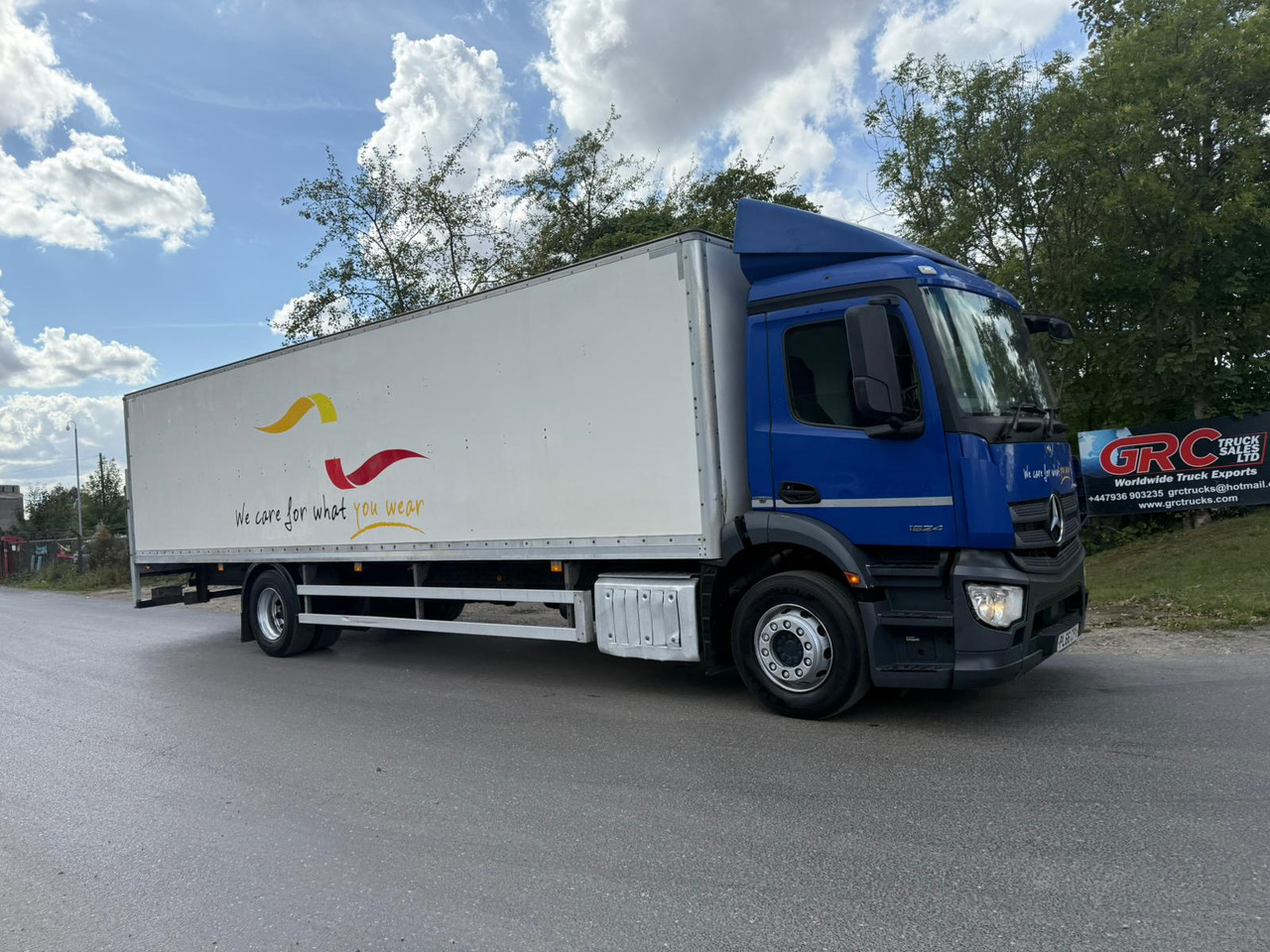 2016 Mercedes Antos 1824 Rigid Truck - Lastbil med skåp: bild 2 2016 Mercedes Antos 1824 Rigid Truck - Lastbil med skåp: bild 2