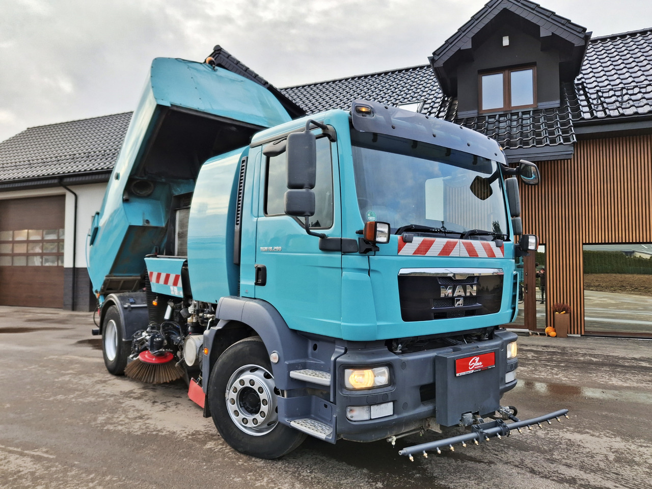 MAN 18.290 Zamiatarka Kehrmaschine BUCHER PM10 L/R Karcher - Sopmaskin: bild 5 MAN 18.290 Zamiatarka Kehrmaschine BUCHER PM10 L/R Karcher - Sopmaskin: bild 5