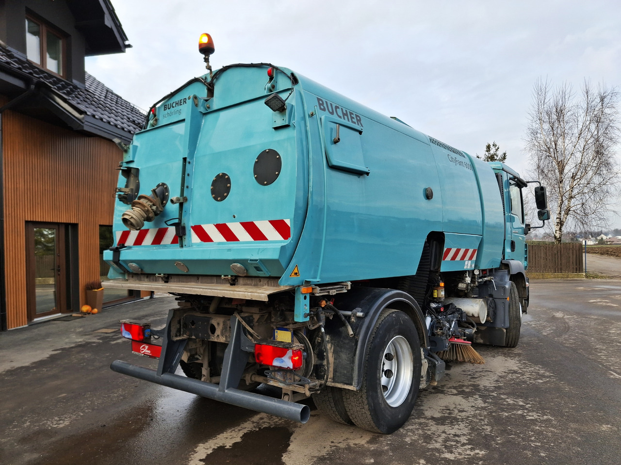 MAN 18.290 Zamiatarka Kehrmaschine BUCHER PM10 L/R Karcher - Sopmaskin: bild 4 MAN 18.290 Zamiatarka Kehrmaschine BUCHER PM10 L/R Karcher - Sopmaskin: bild 4