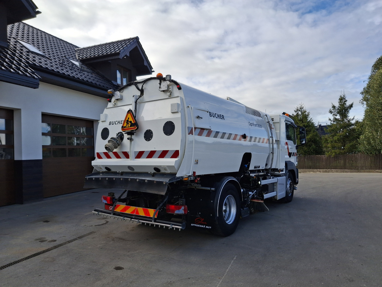 MAN TGS 18.320 Zamiatarka Kehrmaschine BUCHER OptiFant 8000 Karcher Euro 6 PM10 L/R Hochdruckreinigung - Sopmaskin: bild 4 MAN TGS 18.320 Zamiatarka Kehrmaschine BUCHER OptiFant 8000 Karcher Euro 6 PM10 L/R Hochdruckreinigung - Sopmaskin: bild 4