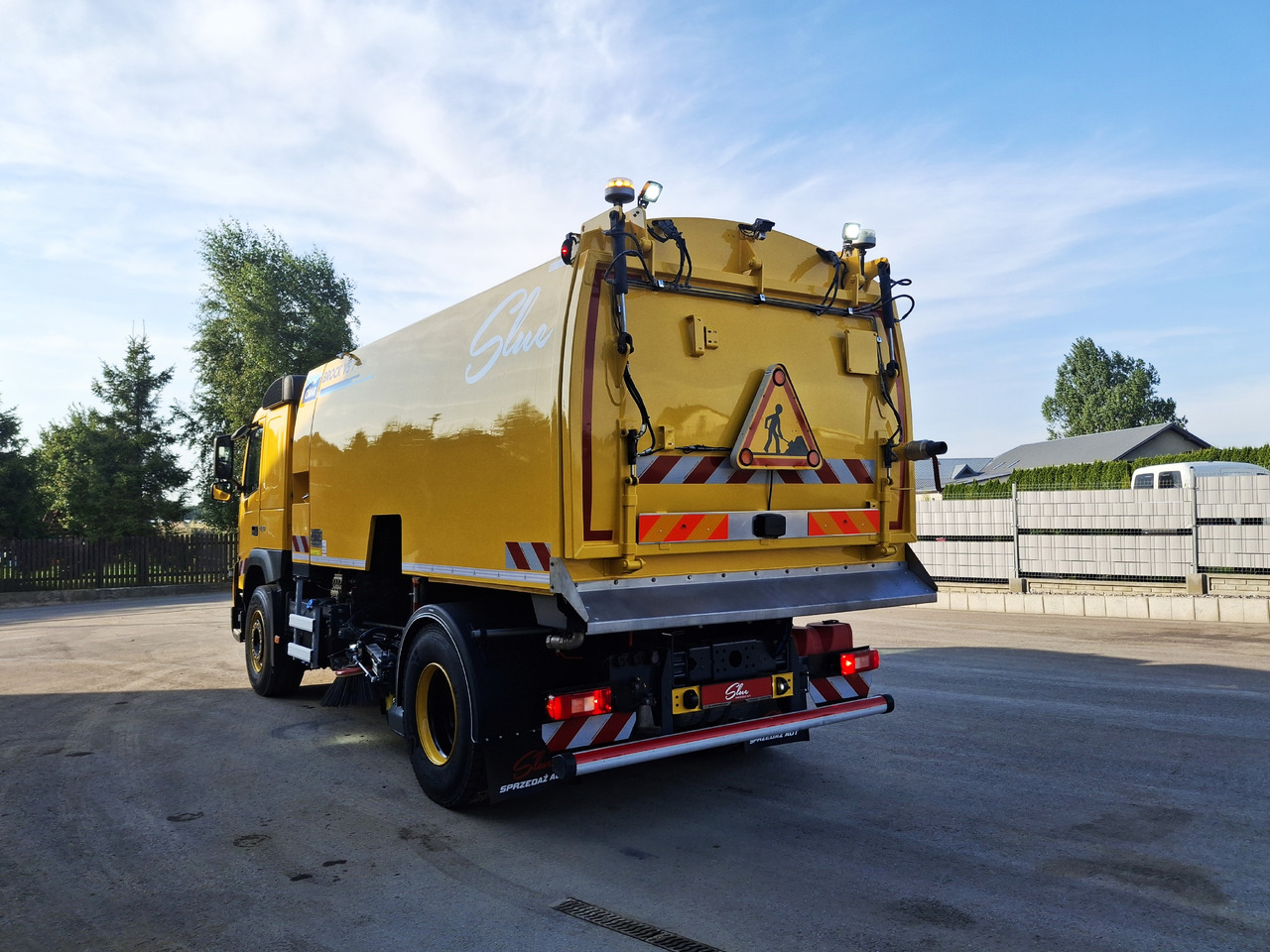 VOLVO FMX 420 Zamiatarka Kehrmaschine Euro 6 PM2.5 BROCK VS 7 TECH Karcher L/R 2145 Mth 2021r - Sopmaskin: bild 4 VOLVO FMX 420 Zamiatarka Kehrmaschine Euro 6 PM2.5 BROCK VS 7 TECH Karcher L/R 2145 Mth 2021r - Sopmaskin: bild 4