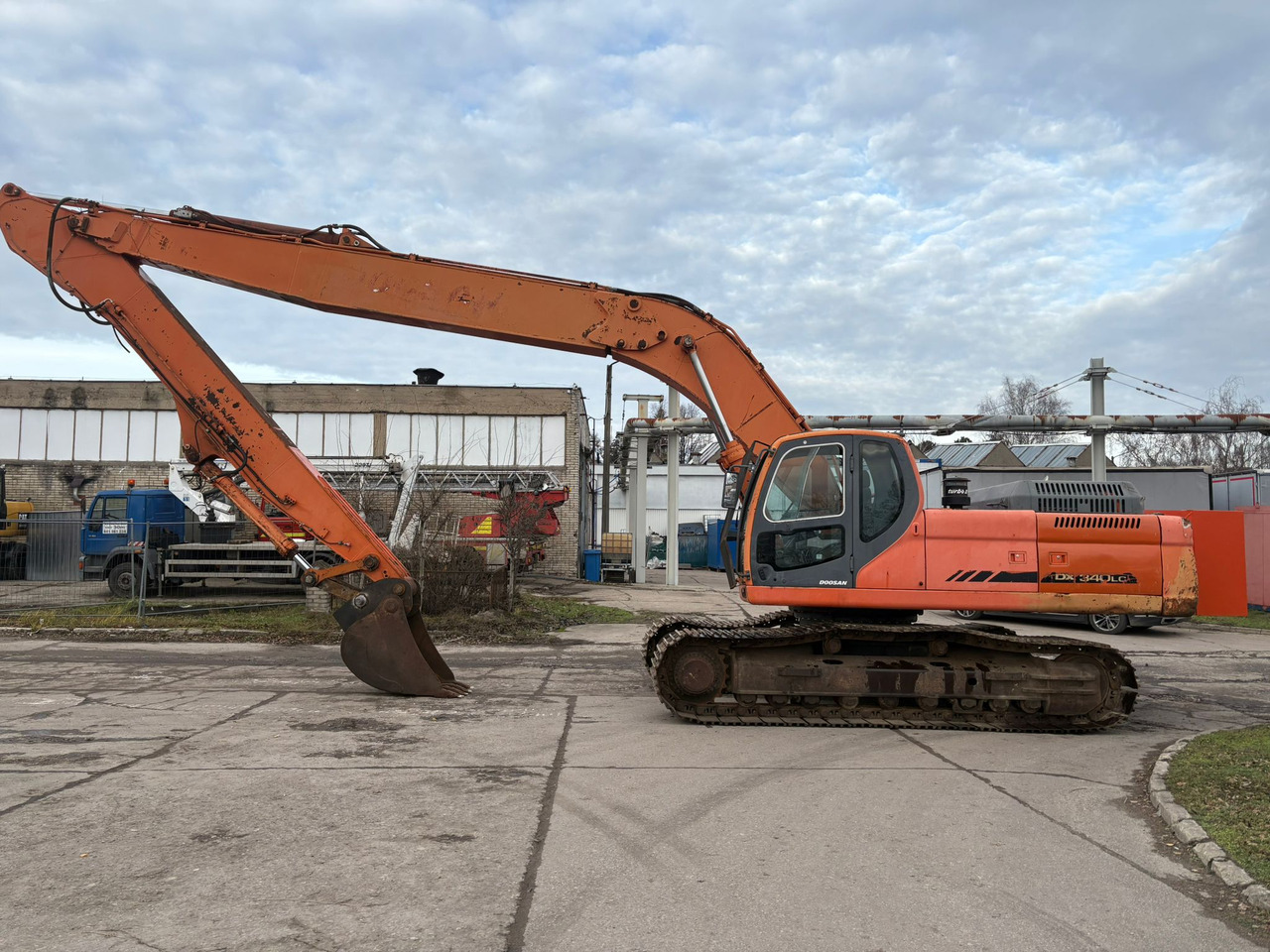 Doosan DX 340 LC - Bandgrävare: bild 1 Doosan DX 340 LC - Bandgrävare: bild 1