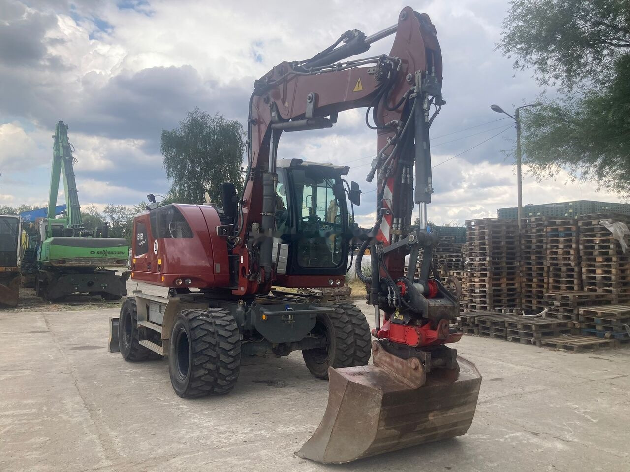 Liebherr A 912 Compact Rotator R4 - Grävmaskin på däck: bild 5 Liebherr A 912 Compact Rotator R4 - Grävmaskin på däck: bild 5