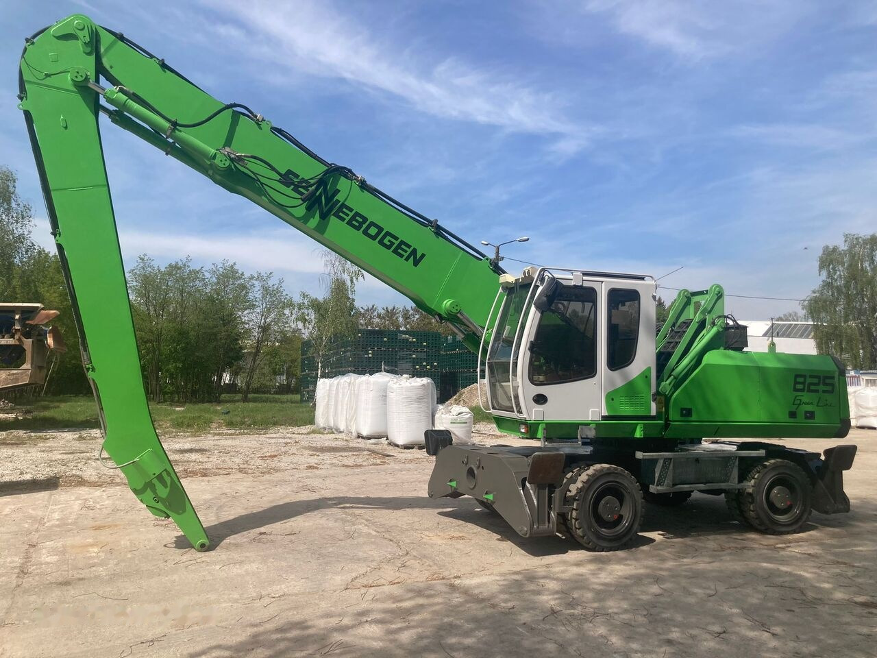 Sennebogen 825 - Materialhanterare: bild 2 Sennebogen 825 - Materialhanterare: bild 2