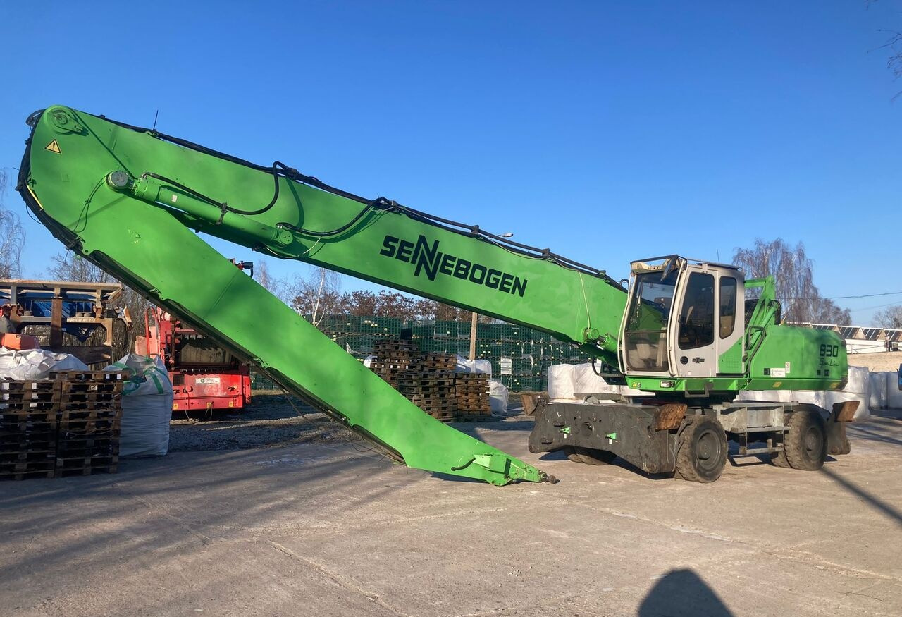 Sennebogen 830 - Materialhanterare: bild 3 Sennebogen 830 - Materialhanterare: bild 3