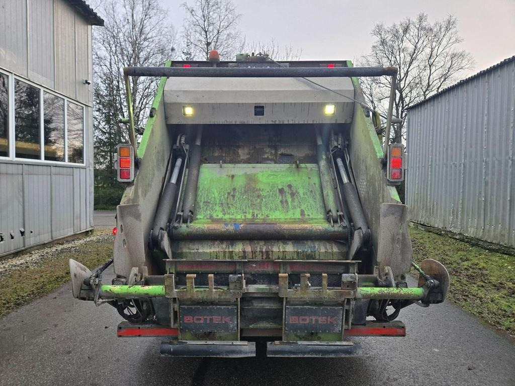 Scania P320 6X2 NTM 15.5+4.5m³ - Sopbil: bild 2 Scania P320 6X2 NTM 15.5+4.5m³ - Sopbil: bild 2