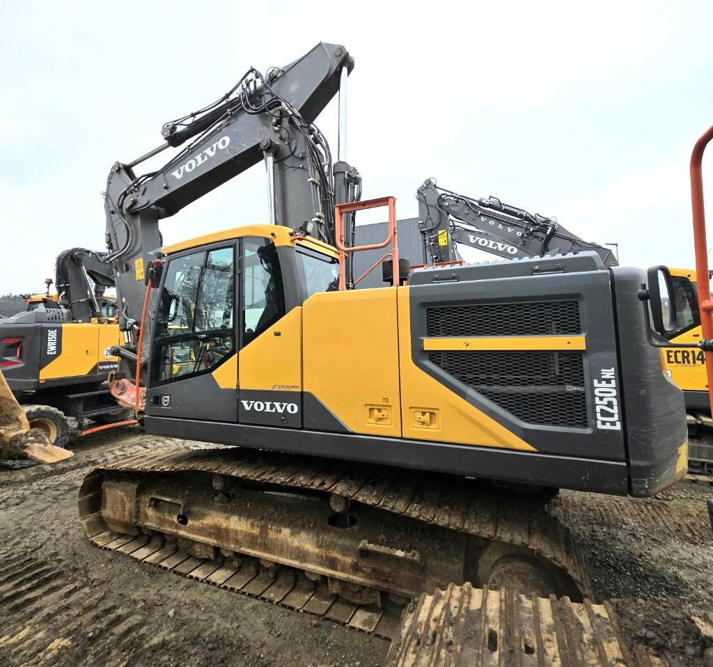 Volvo EC 250 E NL - Bandgrävare: bild 4 Volvo EC 250 E NL - Bandgrävare: bild 4