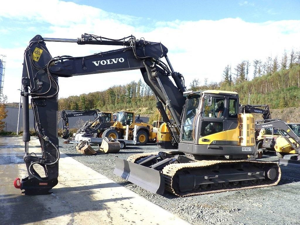 Volvo ECR 235 D - Bandgrävare: bild 1 Volvo ECR 235 D - Bandgrävare: bild 1