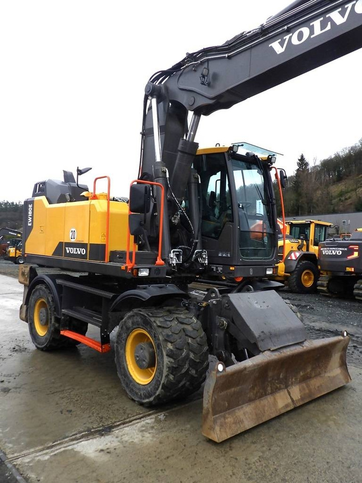 Volvo EW 180 E - Grävmaskin på däck: bild 4 Volvo EW 180 E - Grävmaskin på däck: bild 4