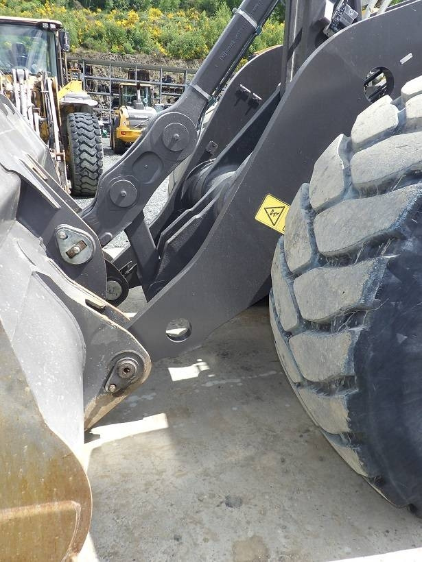 Leasa Volvo L 220 H  Volvo L 220 H: bild 9