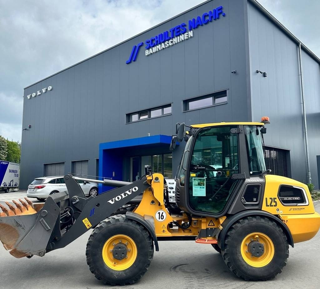 Volvo L 25 Electric - Hjullastare: bild 1 Volvo L 25 Electric - Hjullastare: bild 1