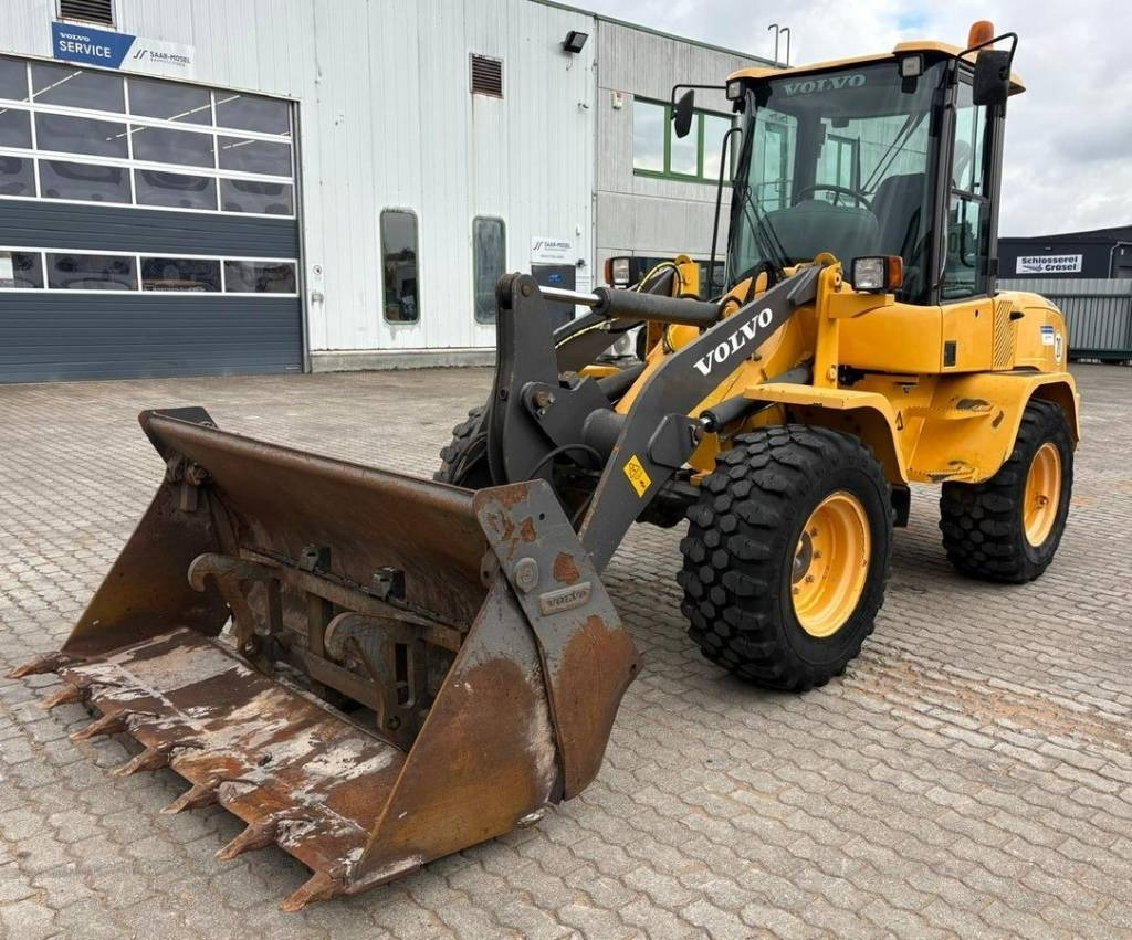 Volvo L 35 G - Hjullastare: bild 1 Volvo L 35 G - Hjullastare: bild 1