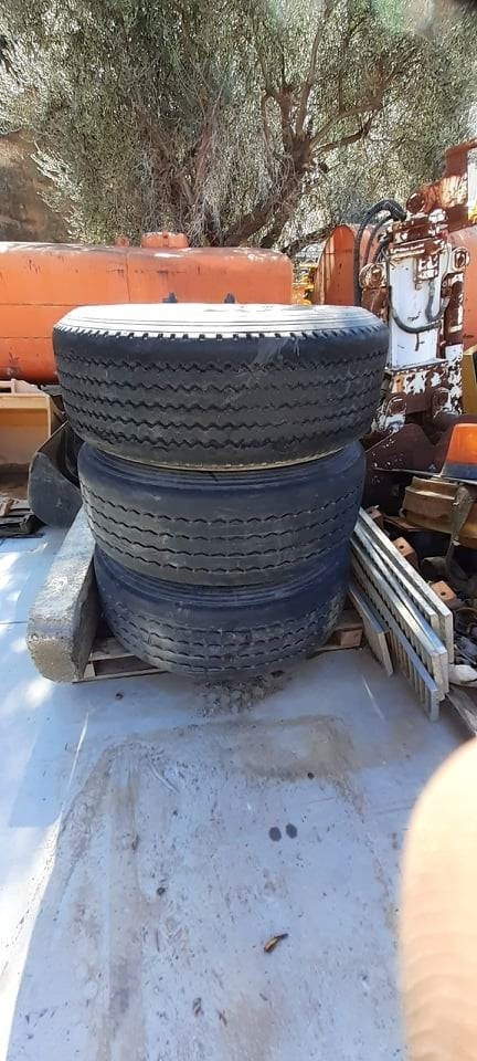 Bridgestone 385/65R22.5 - Däck för Byggmaskiner: bild 2 Bridgestone 385/65R22.5 - Däck för Byggmaskiner: bild 2