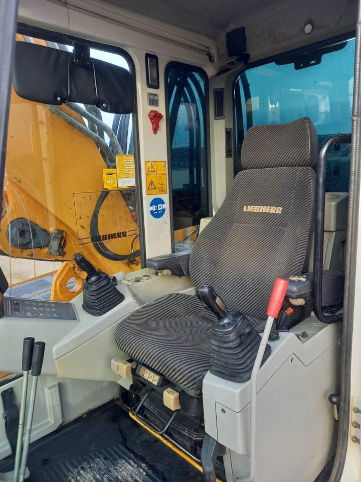 Liebherr R 924 B HD S L LITROIC - Bandgrävare: bild 5 Liebherr R 924 B HD S L LITROIC - Bandgrävare: bild 5