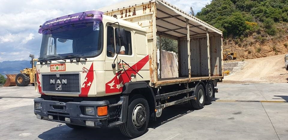 MAN 26.422  - Kapellbil: bild 2 MAN 26.422  - Kapellbil: bild 2