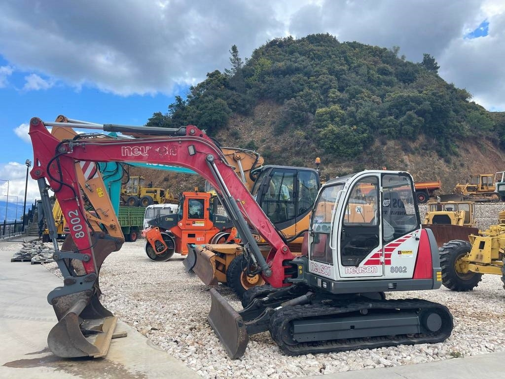 Neuson 8002 RDU - Bandgrävare: bild 2 Neuson 8002 RDU - Bandgrävare: bild 2