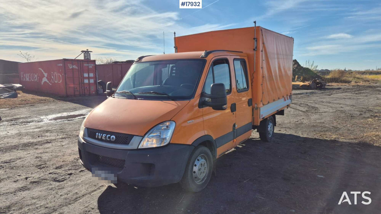 IVECO 35S14D double cab with box body (2011) - Transportbil med kapell, Dubbelhytt transportbil: bild 5 IVECO 35S14D double cab with box body (2011) - Transportbil med kapell, Dubbelhytt transportbil: bild 5