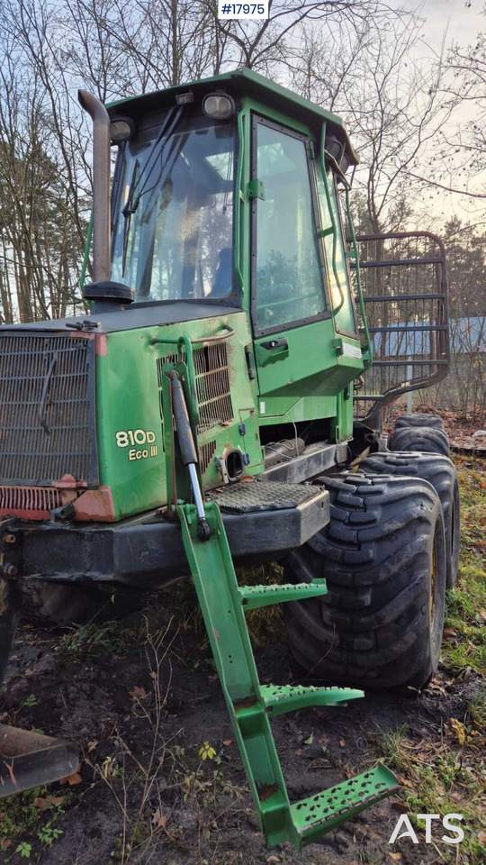 John Deere 810D forwarder (2007) - Skotare: bild 3 John Deere 810D forwarder (2007) - Skotare: bild 3