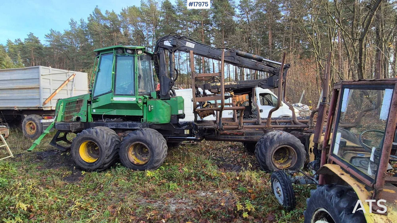 John Deere 810D forwarder (2007) - Skotare: bild 4 John Deere 810D forwarder (2007) - Skotare: bild 4