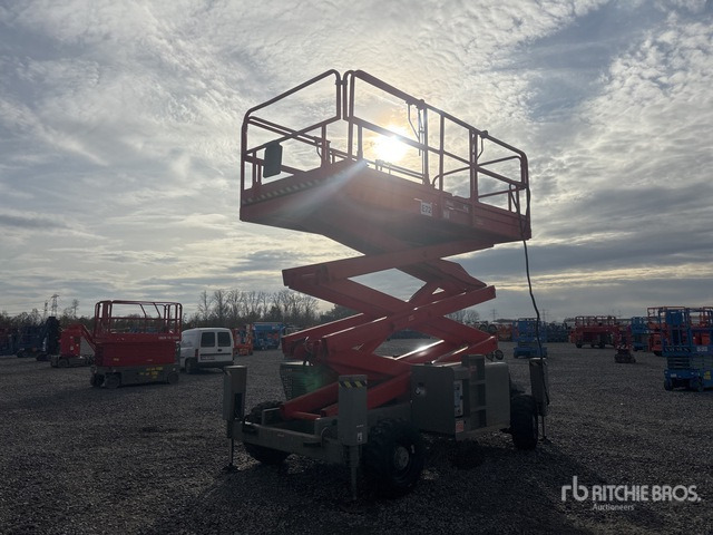2008 Haulotte H12SX 4x4 Diesel Scissor Lift - Saxlift: bild 4 2008 Haulotte H12SX 4x4 Diesel Scissor Lift - Saxlift: bild 4